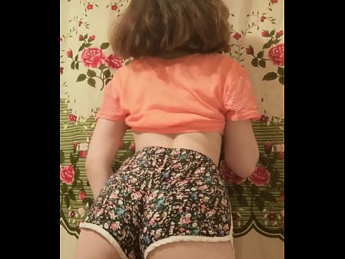 ❤️ Nena jove sexy despullant-se els pantalons curts davant la càmera ❤❌ Porno anal al ca.porno24-7.ru ️❤