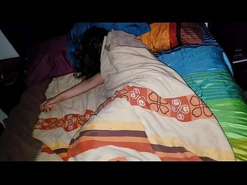 ❤️ El fillastre renya la seva jove madrastra mentre dorm. ❤❌ Porno anal al ca.porno24-7.ru ️❤